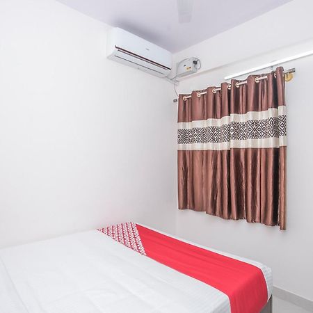 Oyo 13120 Ambrosia Hotel Bengaluru Kültér fotó